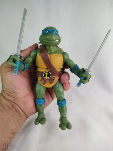 Figura Tortugas Ninja Leonardo Classic Collection Tmnt (Usado)