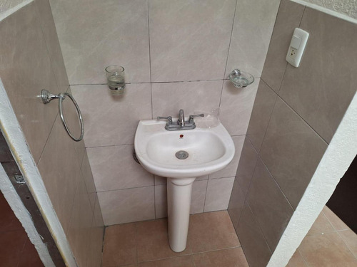 Casa En Condominio En Renta En Colinas De Ecatepec, Ecatepec De Morelos, México