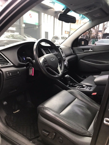 Imagen 8 de 15 de Hyundai Tucson 2.0 Crdi 4wd T/c At 2018 Impecable Hermosa!!!