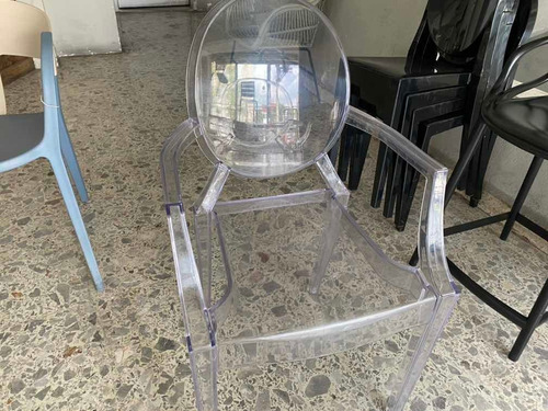 Imagen 4 de 6 de Silla Ghost Con Brazo Transparente Seminueva
