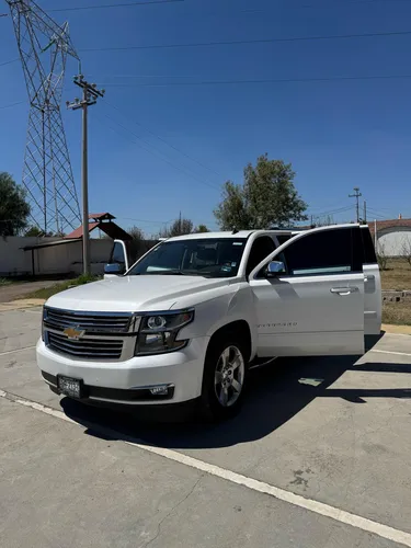 Chevrolet Suburban 5.4 Premier Piel 4x4 At