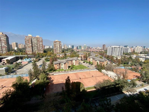 Departamento En Venta De 4 Dorm. En Las Condes