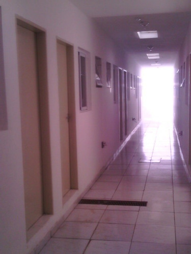 Imagem 8 de 14 de Quartos Para Locar