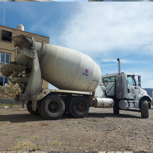 Imagen 6 de 12 de Camion Revolvedor De Concrfeto Freightliner 2009 8m3