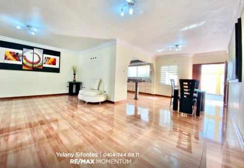 Imagen 7 de 10 de Casa Con Piscina En Pueblo Nuevo