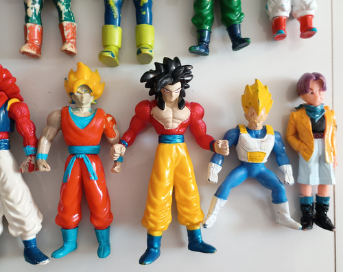 Figuras Dragón Ball Z Bootleg Vintage 90s 24 Piezas (Usado)