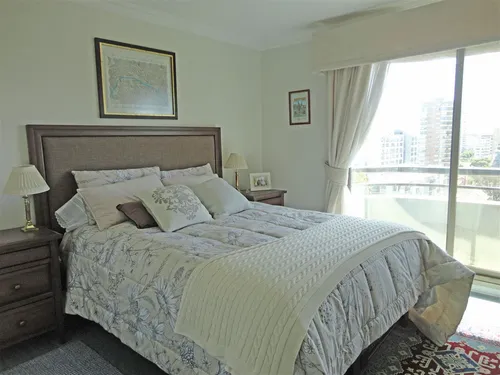 Departamento En Venta De 4 Dorm. En Viña Del Mar