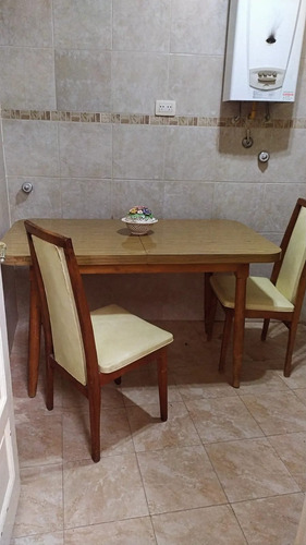 Mesa De Cocina Fórmic Impecable+ Dos Sillas Marrón Claro Marrón Claro (Usado)