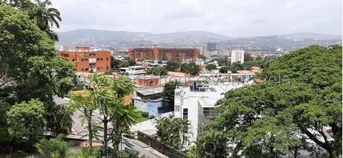 Bello Y Amplio Apartamento En Venta Los Chorros Caracas 23-181