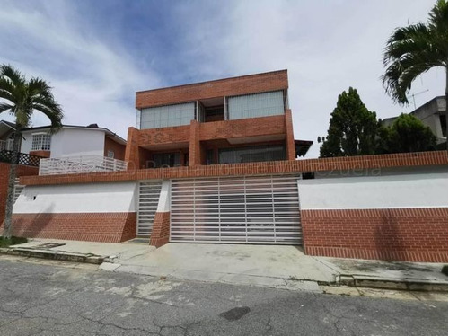 Casa En Venta En Los Samanes De 500 Mtrs2