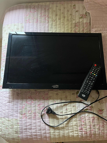 Televisor Bgh 24 Pulgadas Con Soporte