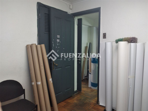 Local Comercial En Venta, 2 Priv. 1 P. Libre, Las Condes