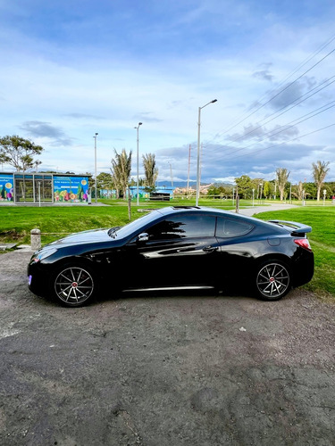 Hyundai Genesis 2.0 Coupe