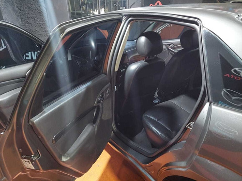 Imagen 11 de 12 de Ford Focus Sedan
