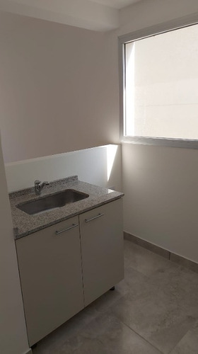 Imagen 1 de 6 de Monoambiente En Alquiler En San Miguel Centro