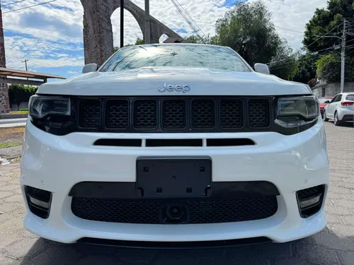 Jeep Grand Cherokee 6.4 Srt-8 At