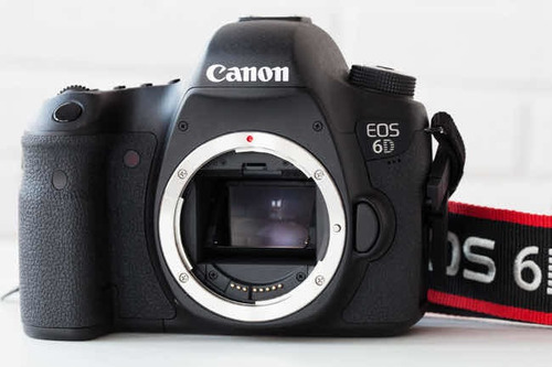 Imagen 2 de 6 de Cámara Canon Eos 6d - Full Frame (solo Body)