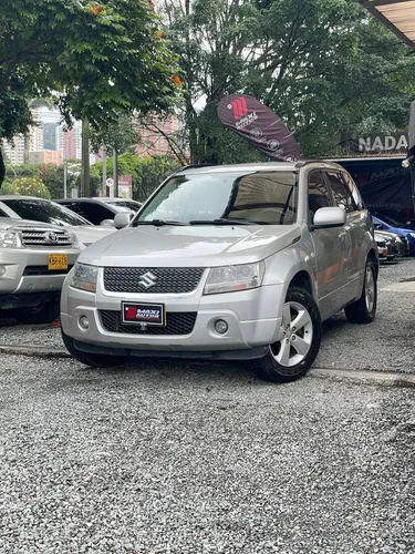 Suzuki Grand Vitara 2.4 4x2