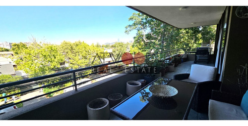 Depto 3er Piso 3 Dorm + Serv. Apumanque / 145 M2 Totales