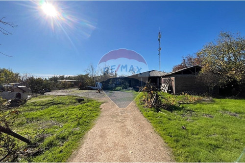 Terreno En Acceso A Maule, 2.400 M2
