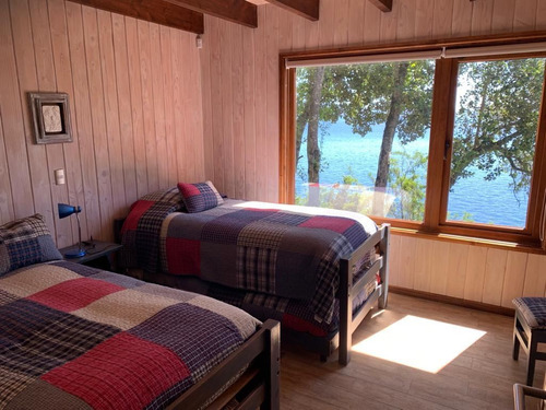 Casa En Venta De 12 Dorm. En Panguipulli