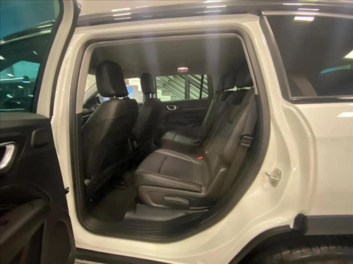 Jeep Commander 1.3 Longitude 5L Turbo Flex Aut. (T270) 5-P
