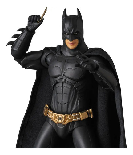 Figura Modelo Mafex 049 De Batman El Caballero Oscuro Begins