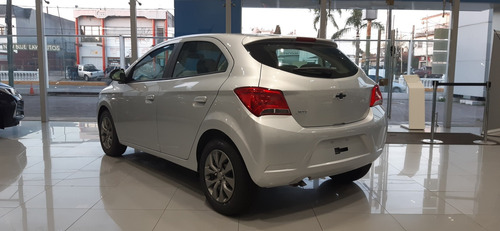 Imagen 5 de 8 de Chevrolet Onix 1.4 Black Edition 1.4 Jt