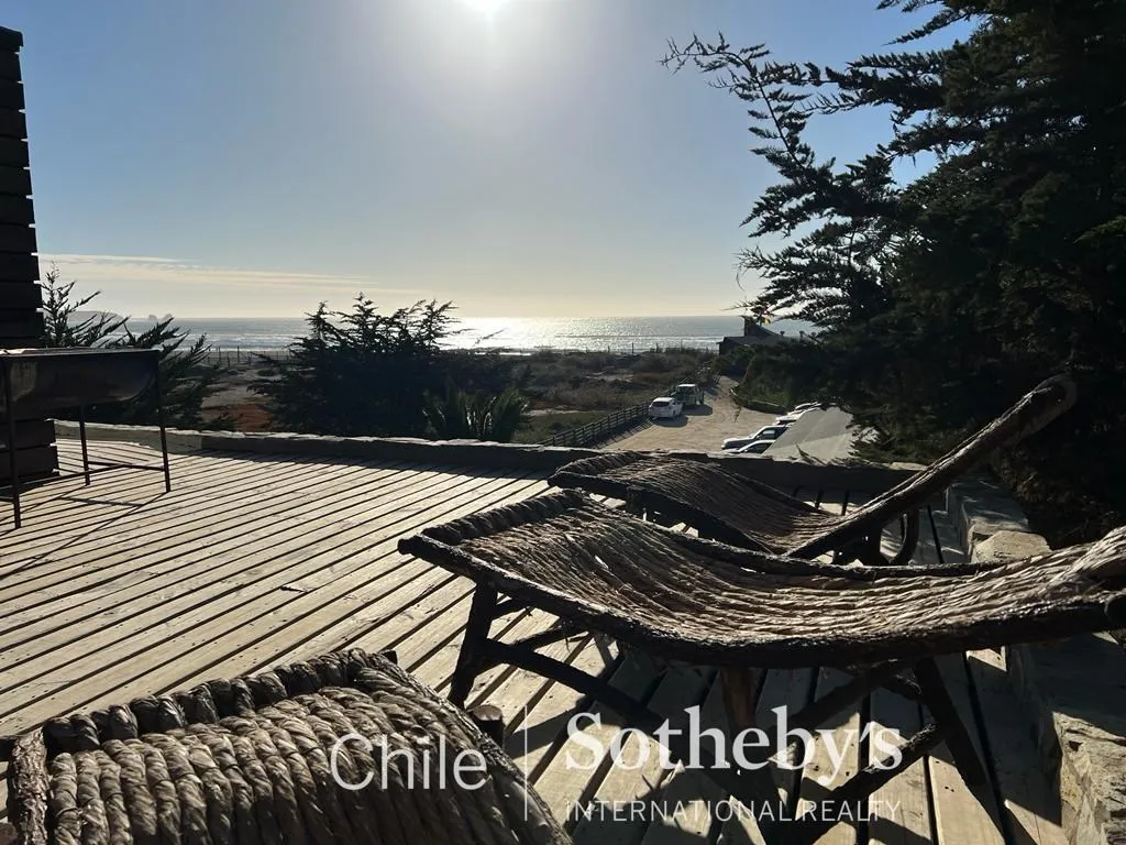 Imagen 3 de 17 de Casa Con Acceso A La Playa De 6 Dorm. En Pichilemu