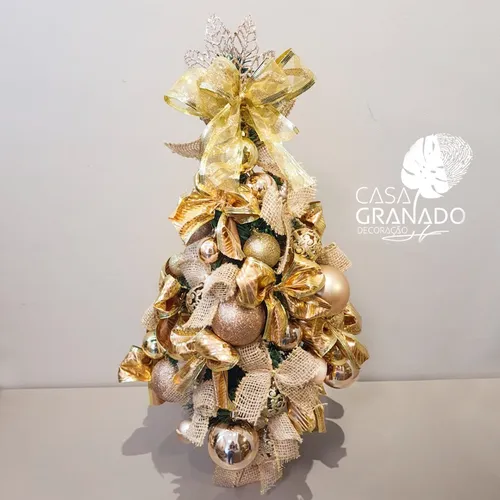 Árvore De Natal Decorada Rose Gold E Dourado Altura 65cm Árvore De Natal Decorada Rose Gold E Dourado Altura 65cm