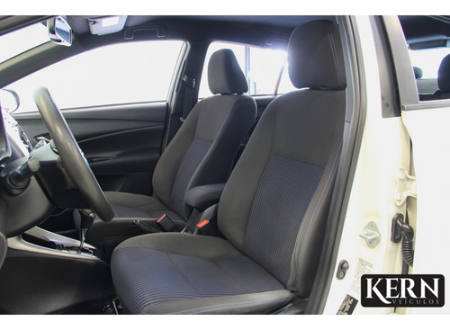 Toyota Yaris 1.3 16V FLEX XL MULTIDRIVE