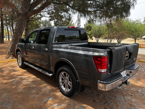 Nissan Titan 5.6l Cab Sl Texas V8 4x4 At