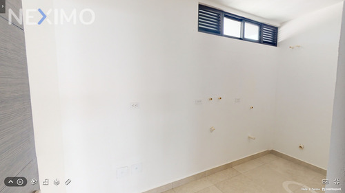 Imagen 8 de 20 de Casa En Venta De 3 Recámaras, Sala De Tv, Paneles Solares, Av. Urano, Sm329, Av. Huayacán, Cancún