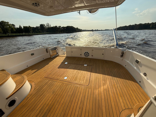 Crucero Segue Con Iveco 2 X 400 Hp Año 2013 Linea De Ejes