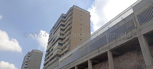 Apartamento En Venta En Colinas De Santa Mónica  #24-18593 Josmary Sanjuan