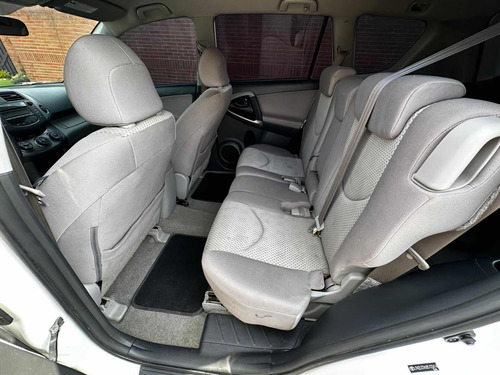 Imagen 8 de 10 de Toyota Rav 4 Rav 4
