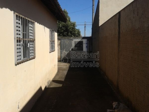 Imagem 3 de 6 de Venda De Casas / Padrão Na Cidade De Araraquara 5055