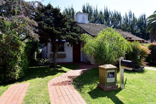 Casa En Venta 4 Ambientes Country Banco Provincia Francisco Álvarez