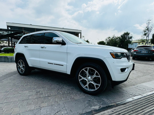 Jeep Grand Cherokee 3.6 Limited Lujo 4x2 Mt