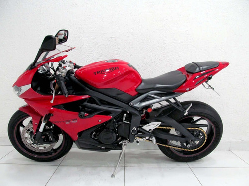 Triumph Daytona 675 2015 Vermelha