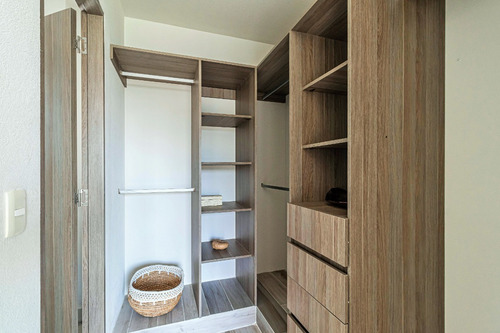 Imagen 19 de 29 de Casa A Estrenar Con Vestidor, Acabados De Lujo Y Terraza