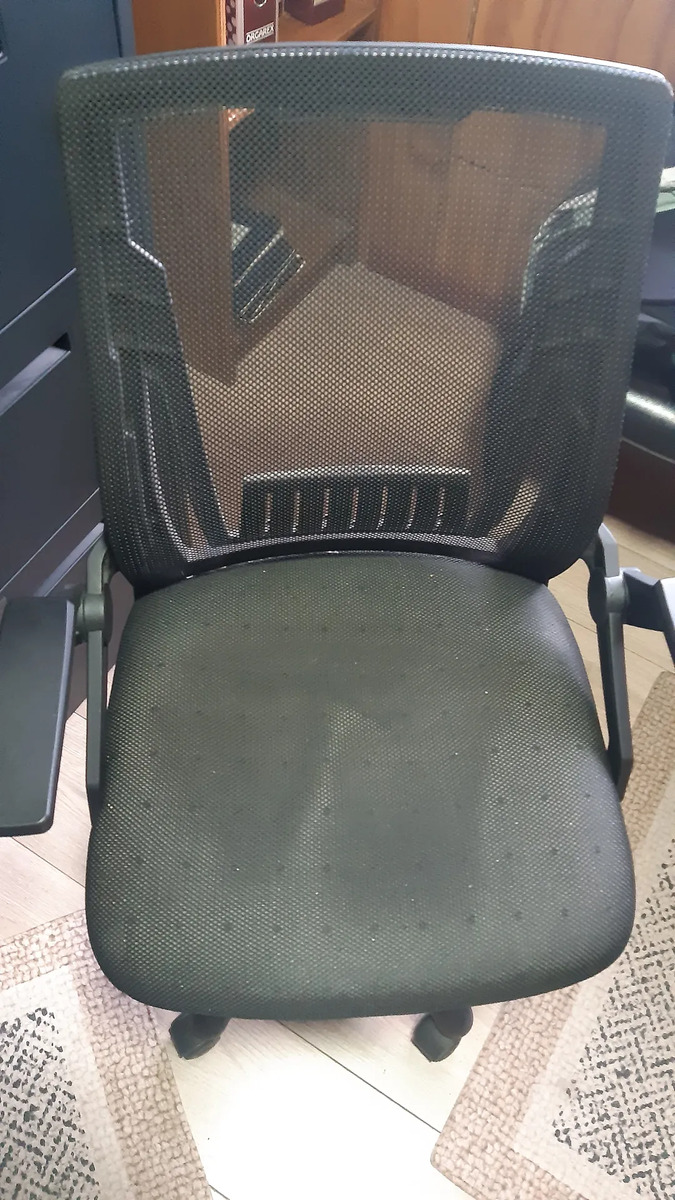 Foto real de Silla Oficina Ragnar Ergonómica Con Soporte Lumbar Ajustable