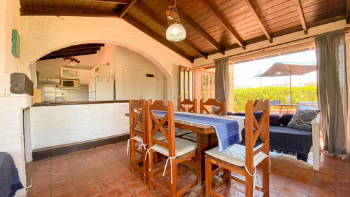 Venta De Departamento Y Cochera Con Bajada Al Mar