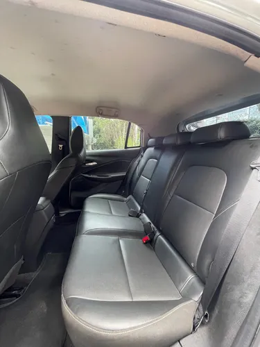 Chevrolet Onix 1.0T Premier Hatch At