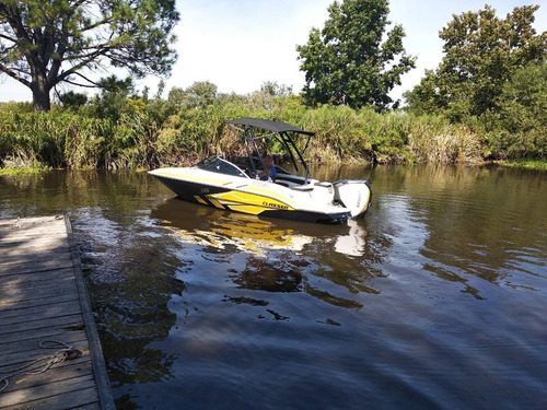 Lancha Classer 206 Flyer Evinrude 150 Hp G2