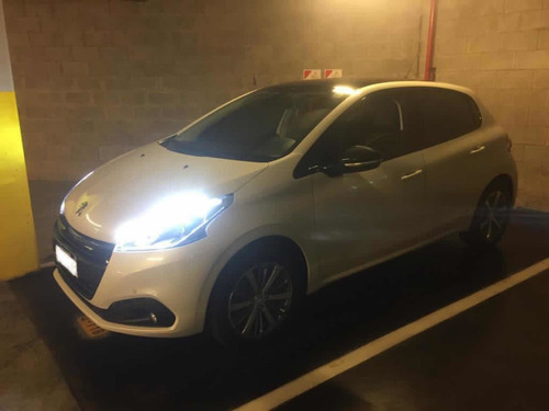 Peugeot 208 1.6 Feline 2017