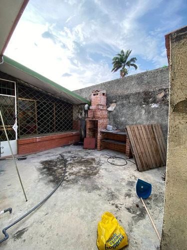 Annic Coronado Vende Casa Parcialmente Remodelada En Trigal Centro Conjunto Cerrado Con Vigilancia Ref. 276050
