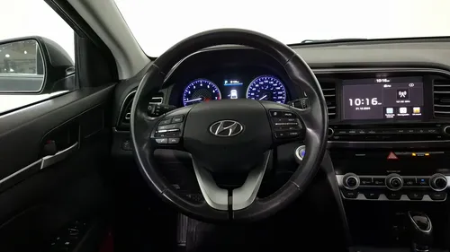 Hyundai Elantra 2.0 LIMITED TECH NAVI AUTO