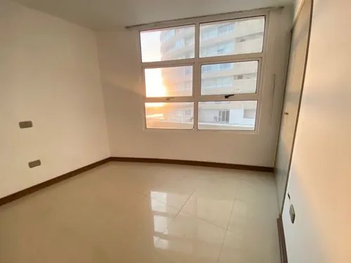 Se Arrienda Depto En Edificio Punta Cavancha.