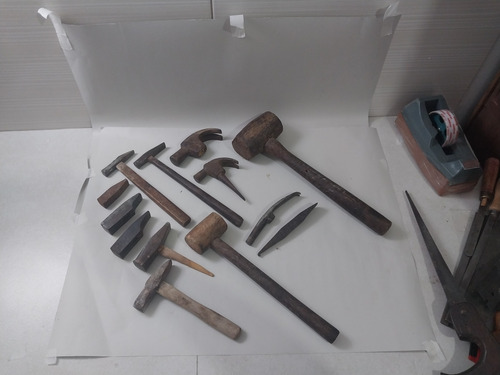 Coleção De Martelos Diversos De Marcenaria, Antigos 13 Unid (Usado)